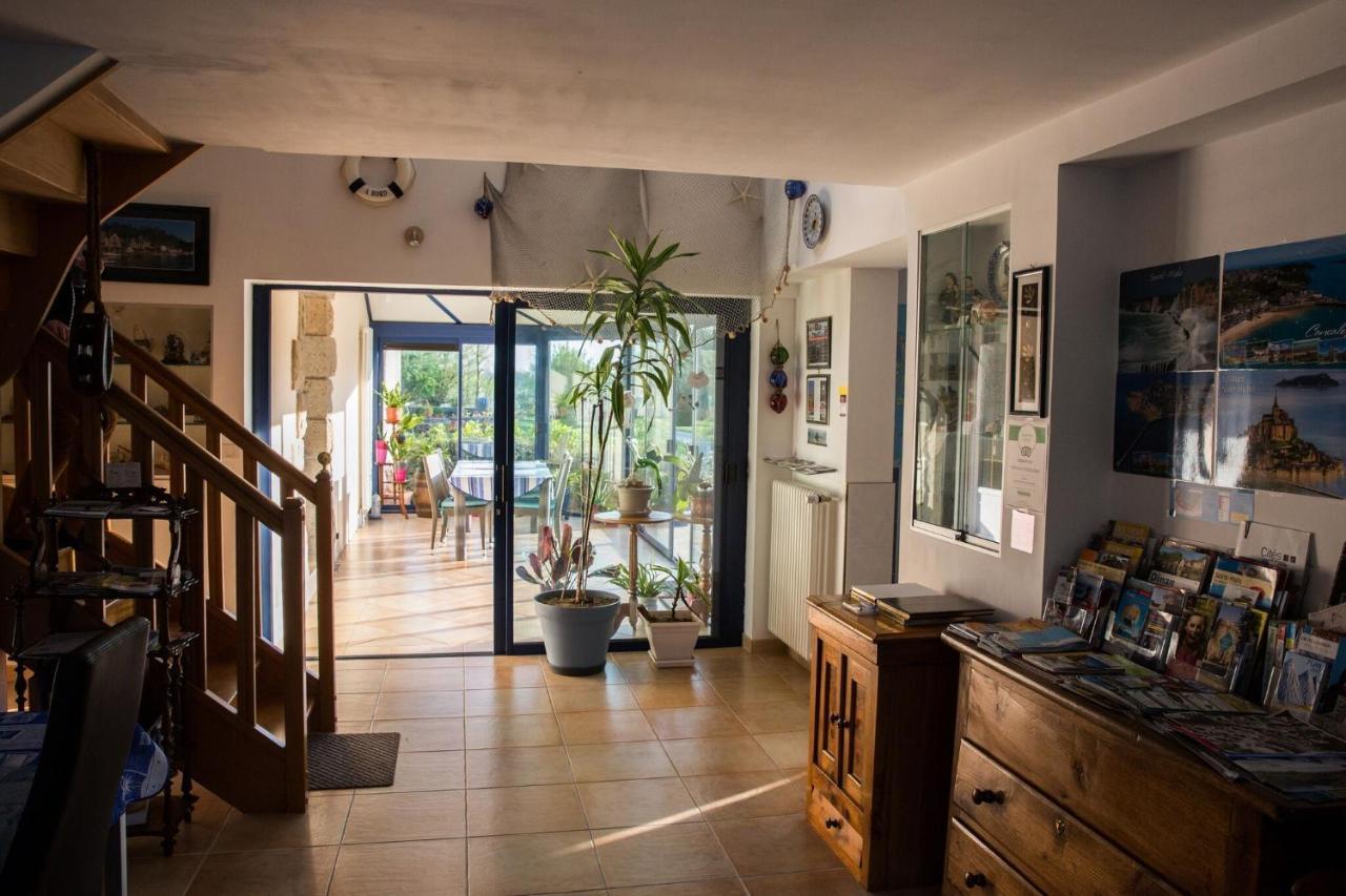 Petit Chatelet Bis Hirel Екстер'єр фото